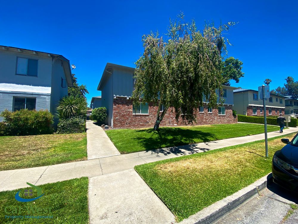 $1975-Large, Upstairs 1 Bd Apartment in West San Jose With A/C property image