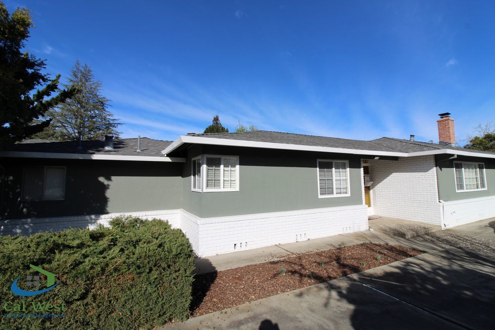 $5995 - 3 Bed/2.5 Bath 1942 Sq. Foot Remodeled Los Altos Home property image