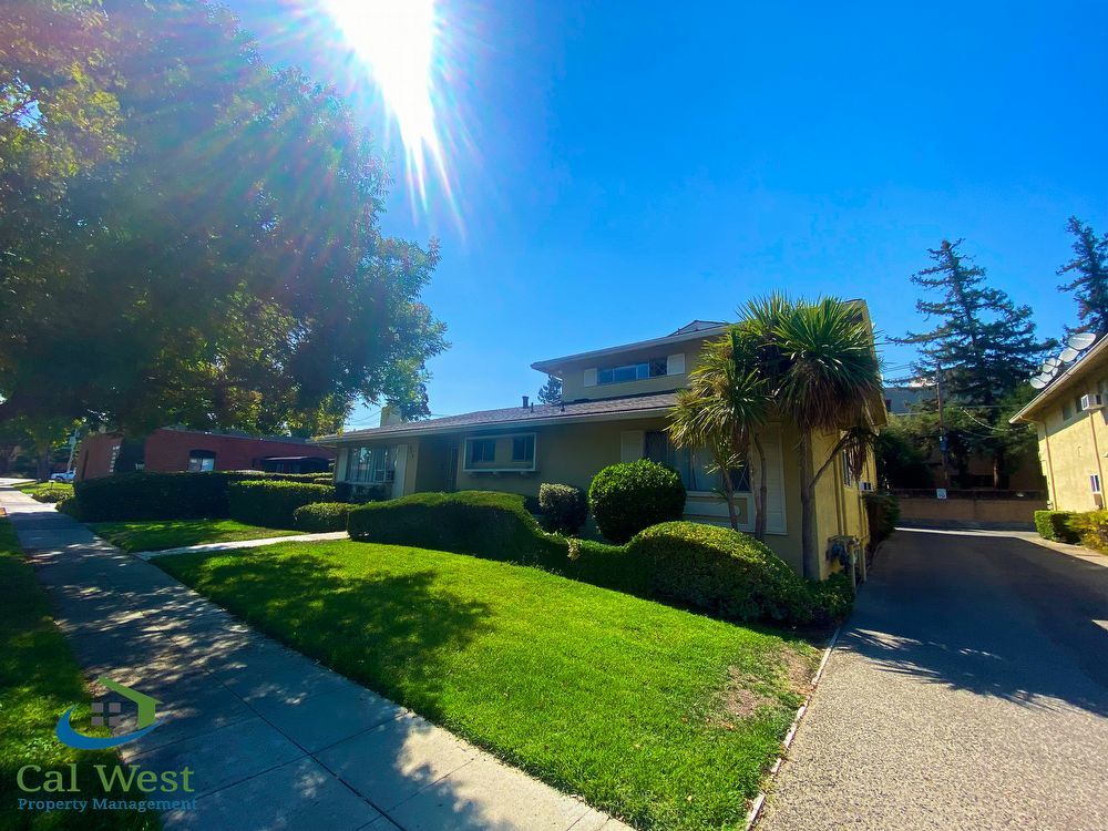 $1895 - 1 Bed/1Ba Remodeled Lower level apartment in 4-plex near Rose Garden property image