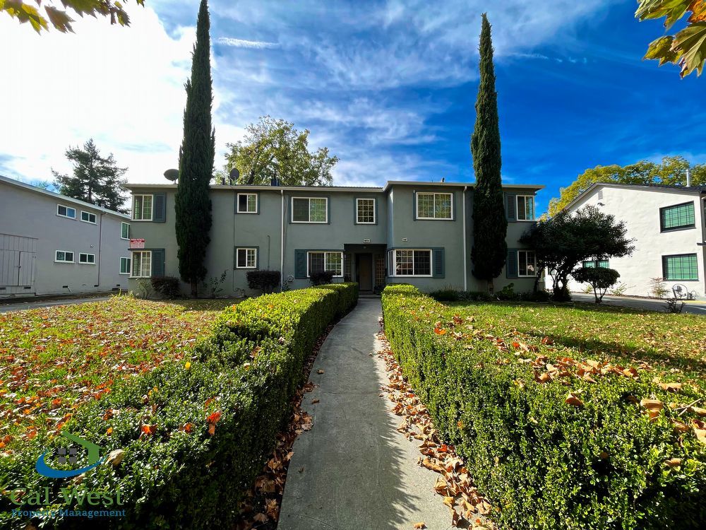 $1795 - Remodeled Upstairs Apartment near Historic Rosegarden neighborhood! property image