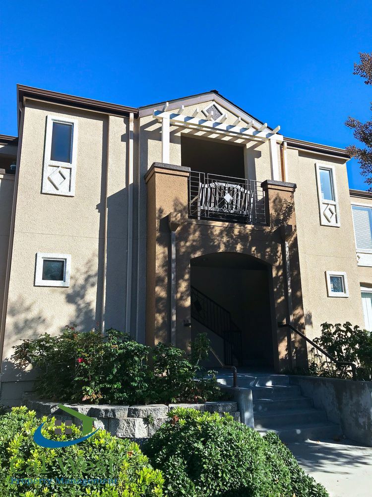 $2695 - 2Bd/2 Ba  Condo in Rivermark! Heated community Pool/Easy Commute to Cisco/Cadence/Broadcom property image
