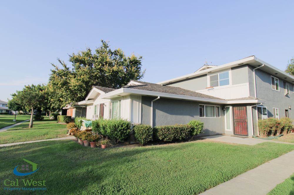 $2295 - 5492 Tradewinds Walkway # 2 in San Jose. 2br/1ba condo with 903 sq ft of living space property image