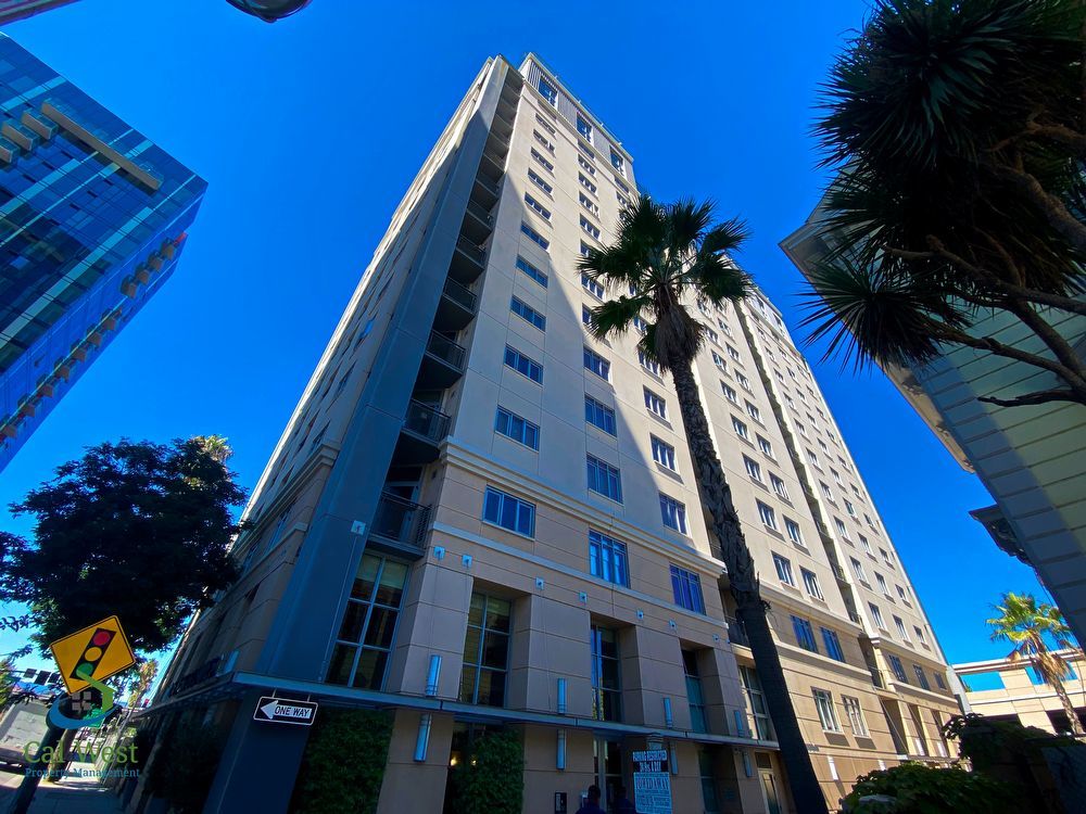 $3195-9th Floor 2 Bd/2 Ba Executive Condo in Beautiful Luxury Complex/City Heights property image