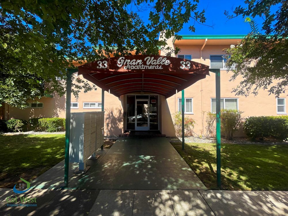 $1795 - Studio Apartment with Remodeled Kitchen - Downtown San Jose! property image