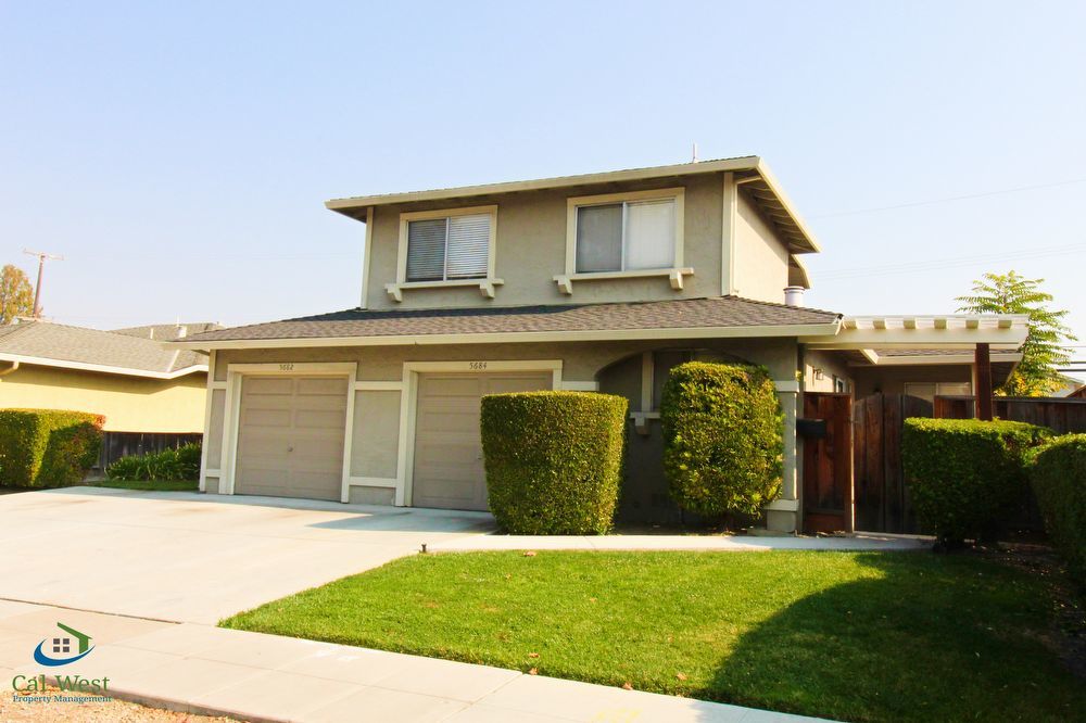 $2995 - Beautiful 2 Bed 1.5 Bath Duplex Available Now! Near Hwy 85/87 property image