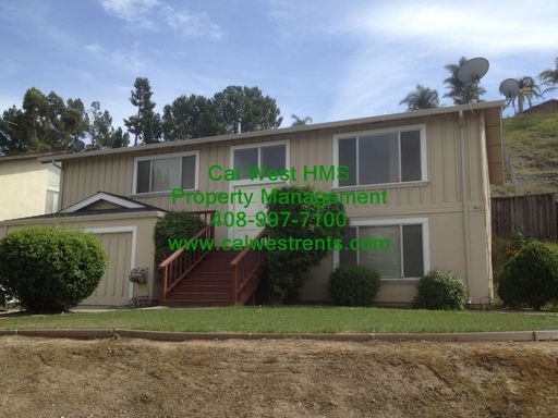 Spacious 3 Bed/2 Bath Home with Bonus Room in South San Jose property image