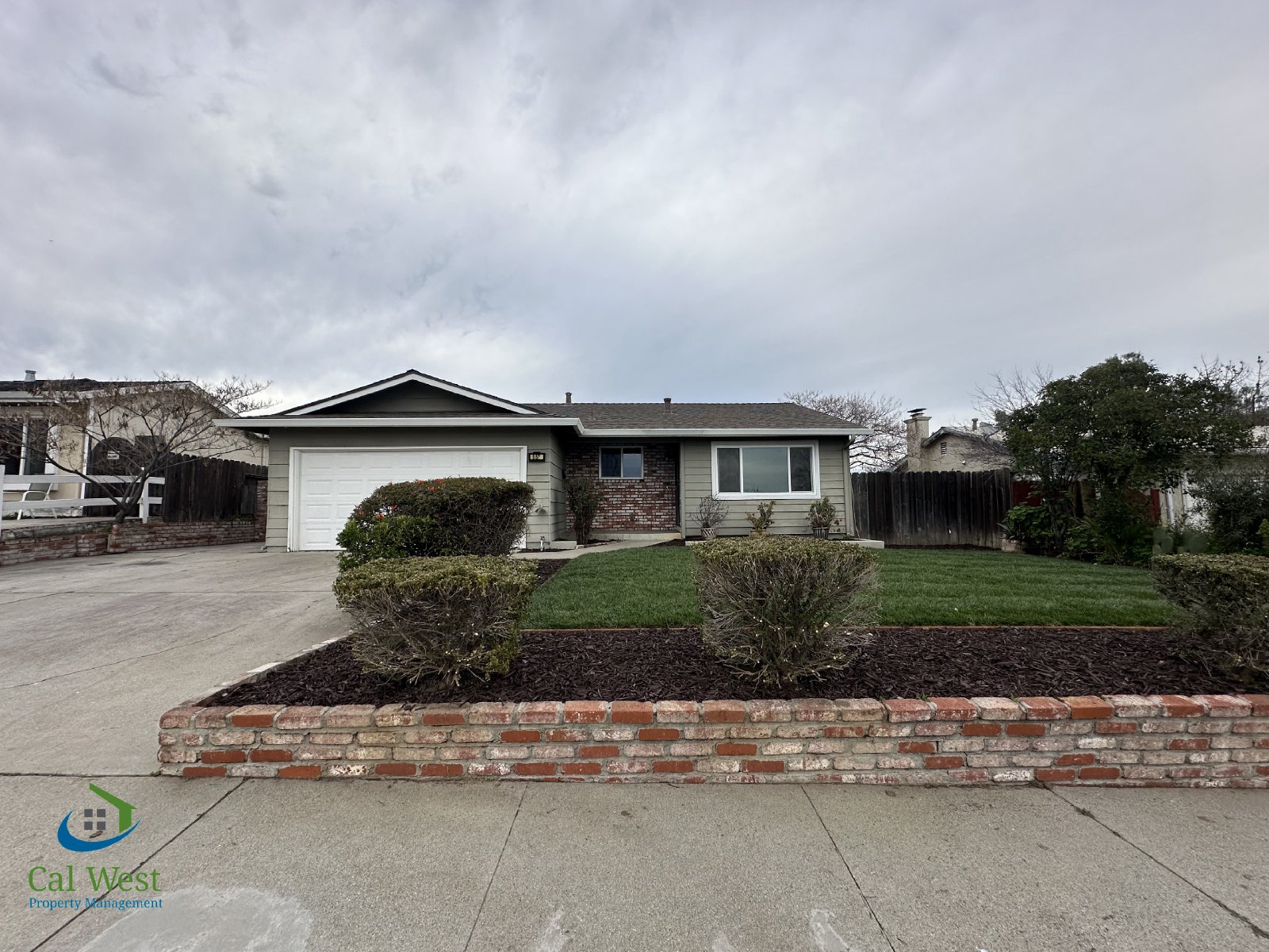 $3995 - Remodeled 4 Bed 2 Bath Home in South San Jose with Views of the foothills property image