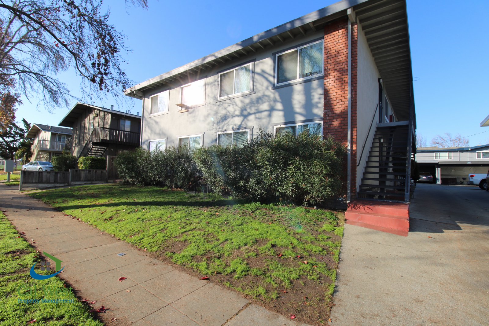 $1795 - Upstairs 1b/1b unit outside Campbell property image