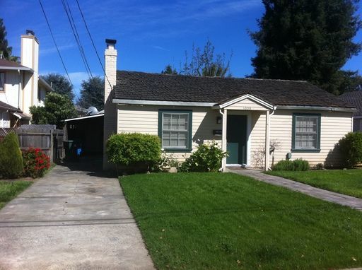 Studio Apartment Behind Single Family Home property image