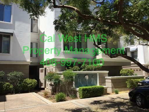 3 Bedroom and 2.5 Bath Rivermark Condo! property image