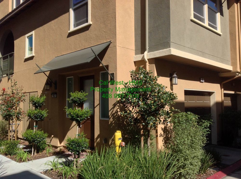$3,500 - 2 BD/2.5 BA Beautiful Tri-Level Townhome in Sunnyvale! Great Location!! property image