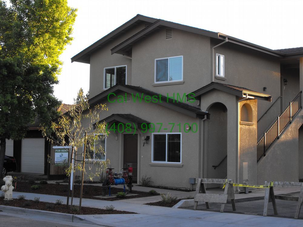 $2562.00 per month for the first year...New Construction with MOVE IN SPECIAL 1015 sq. foot Luxury 2 property image