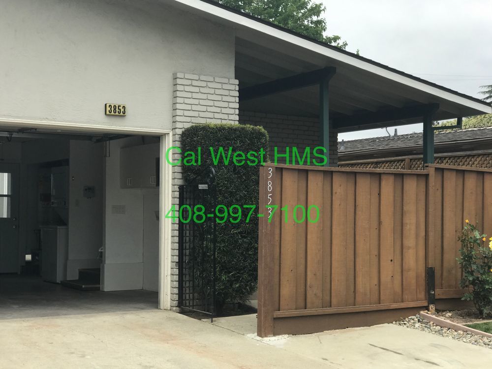 Completely Remodeled 2 Bedroom Duplex property image