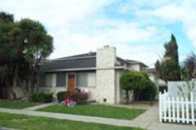 Downstairs 1 Bedroom, 1 Bath Apartment with Upgraded Kitchen property image