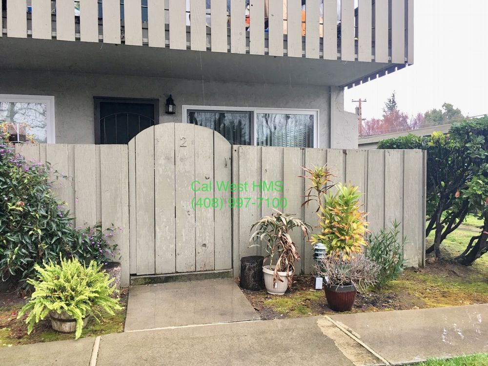 $2,295 – 2 Bed/1 Bath Remodeled Condo in Campbell property image
