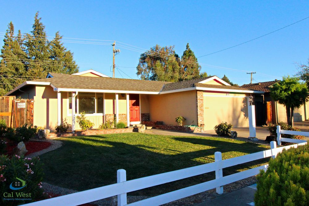 $3495 - Completely Remodeled 3 Bedroom Home A/C included property image