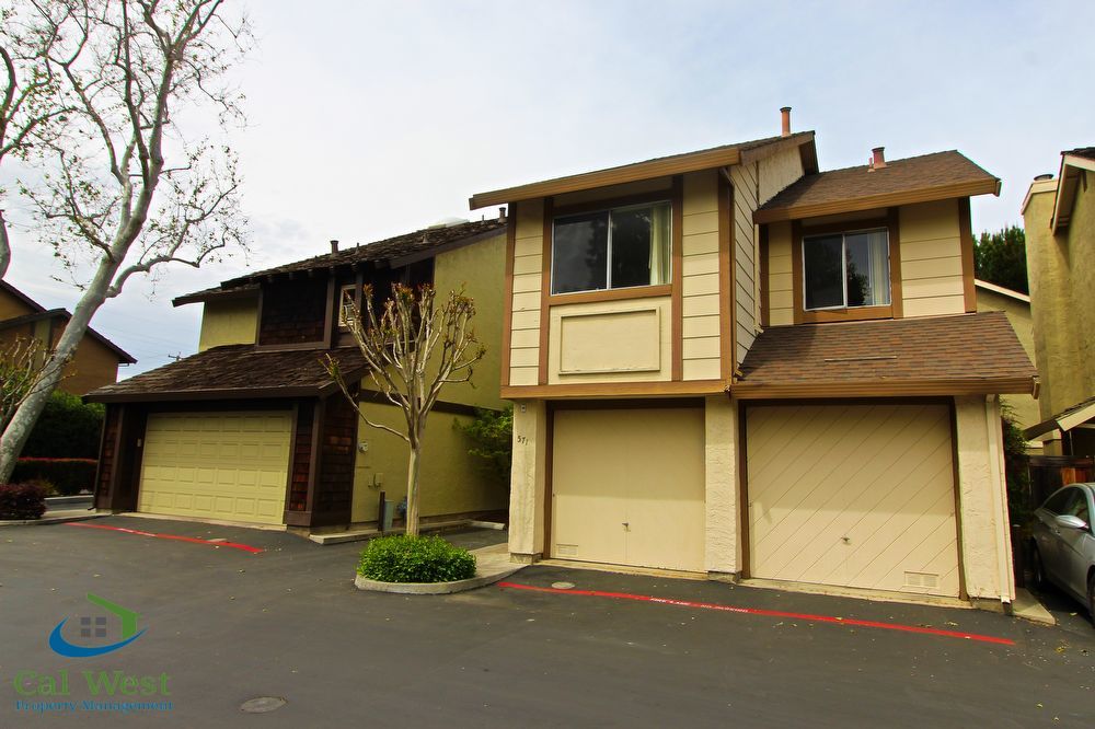 $3195 3 Bedroom 2.5 Bath Two Story Home just minutes from the Pruneyard Towers property image