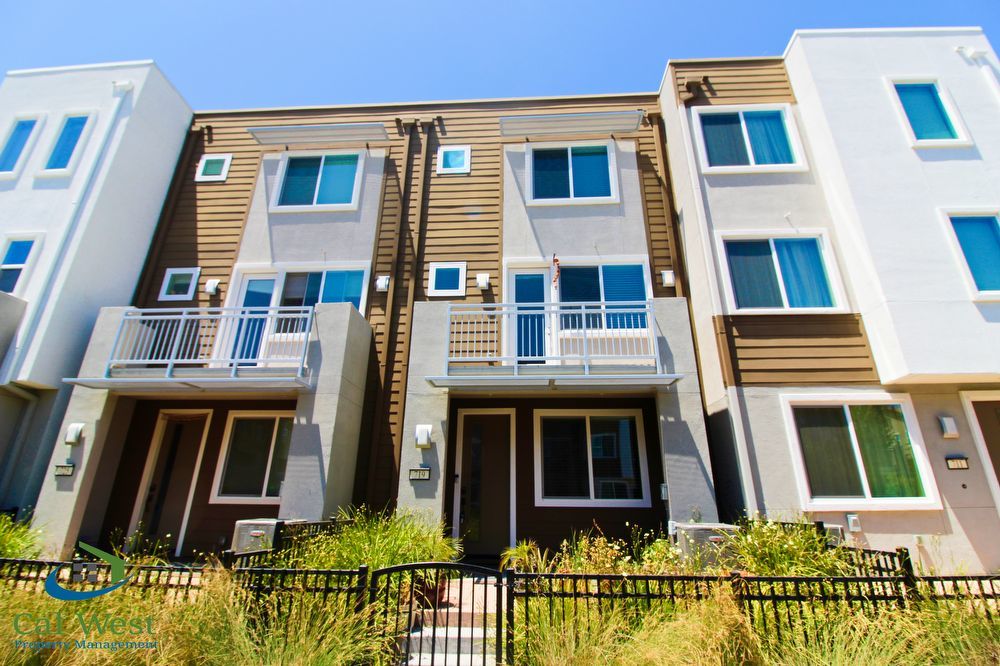 $3595 - Modern Living at Avenue 1- 3 bed/3.5 bath Town Home close to Cottle. Pet friendly! property image