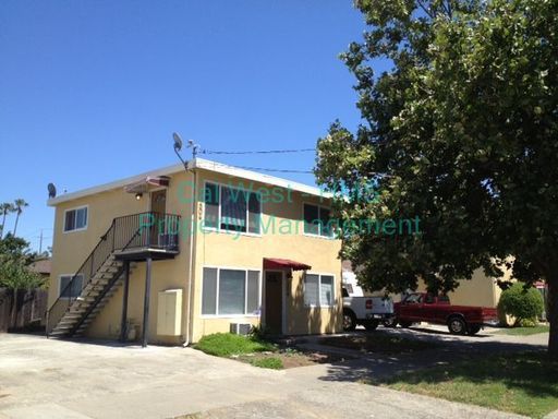 2BR/1BA Upstairs Unit in Duplex, Conveniently located near SJSU and Lightrail property image