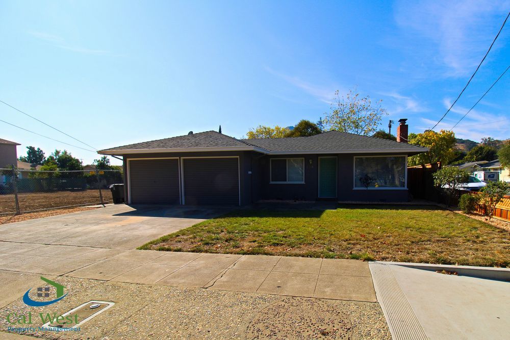 $2995 - 17795 Del Monte Ave-3 Bedroom 1 Bath Remodeled Home in Morgan Hill property image